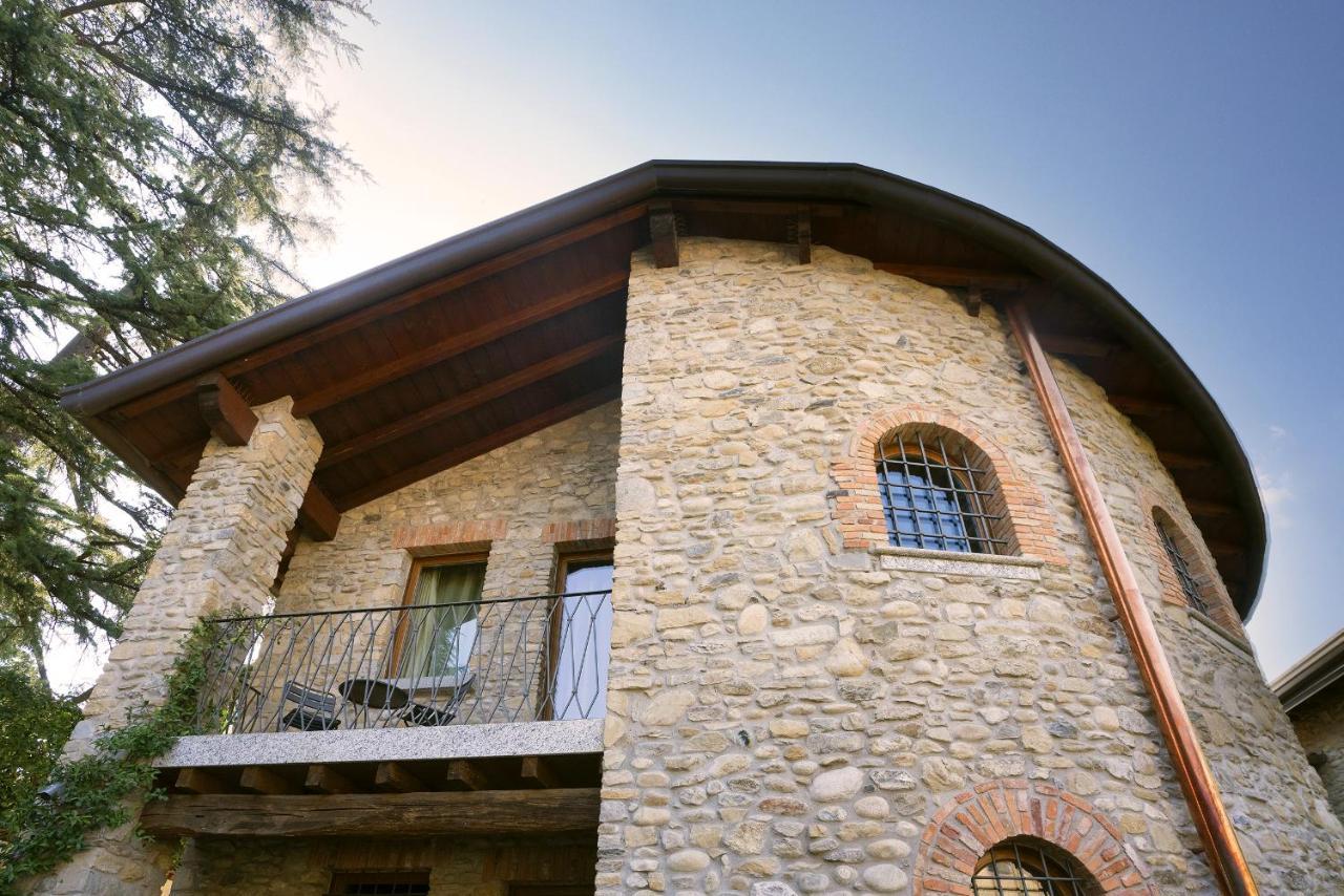 Il Borgo - 1711 Luxury Guest House Arlate Exterior foto