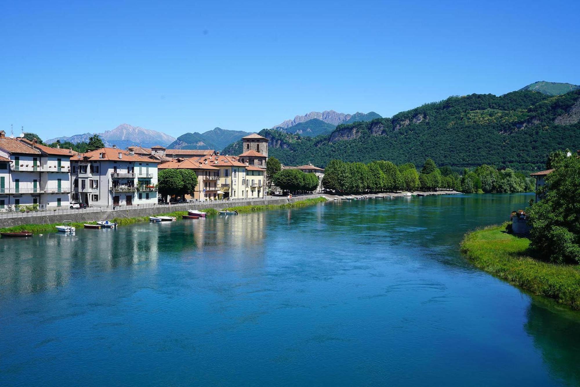 Il Borgo - 1711 Luxury Guest House Arlate Exterior foto